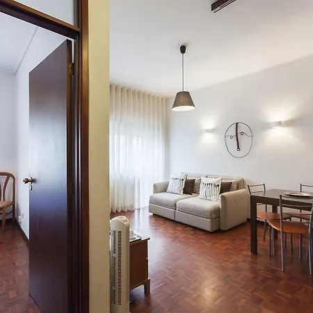 Apartment Camoes *